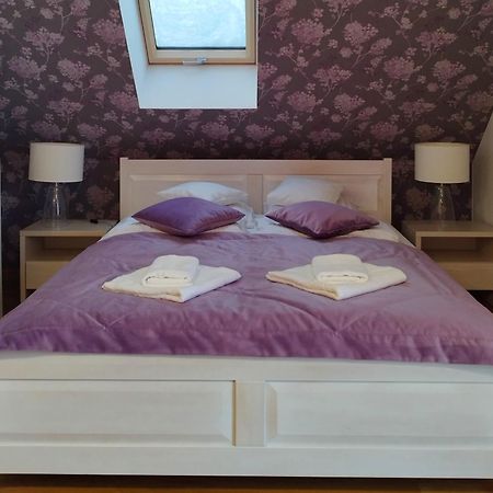 Apartamety I Pokoje Goscinne Na Jaskolczej Свєрадув-Здруй Екстер'єр фото