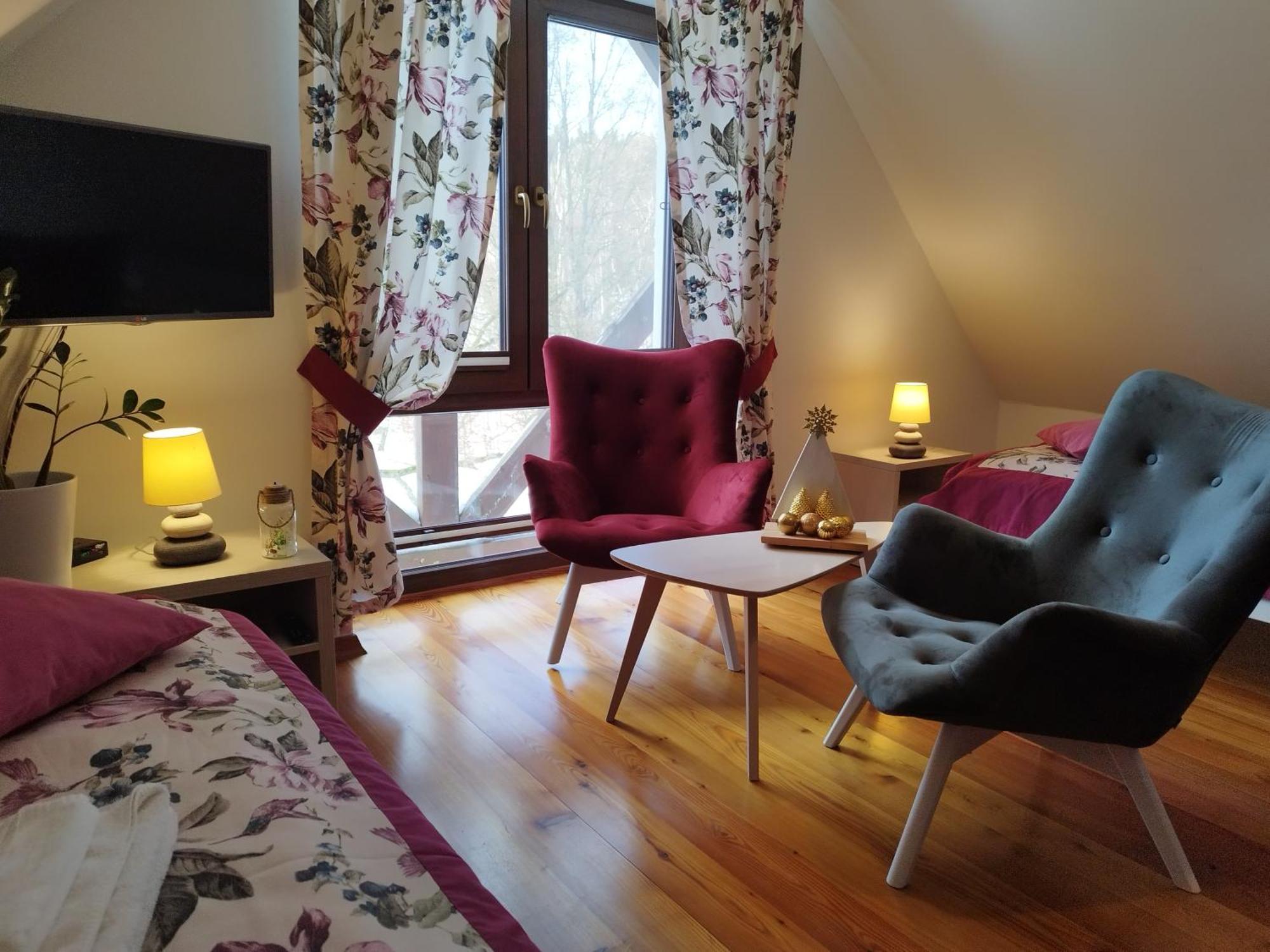 Apartamety I Pokoje Goscinne Na Jaskolczej Свєрадув-Здруй Екстер'єр фото