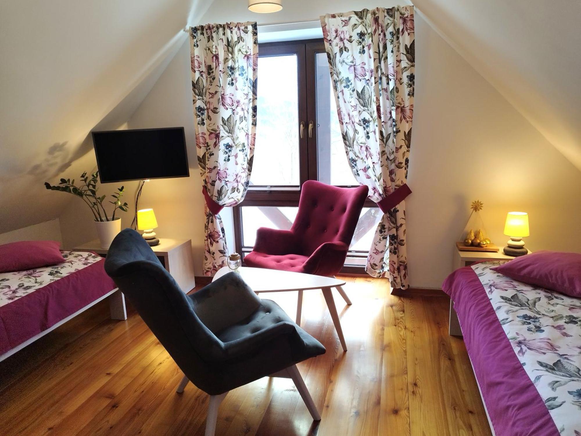 Apartamety I Pokoje Goscinne Na Jaskolczej Свєрадув-Здруй Екстер'єр фото