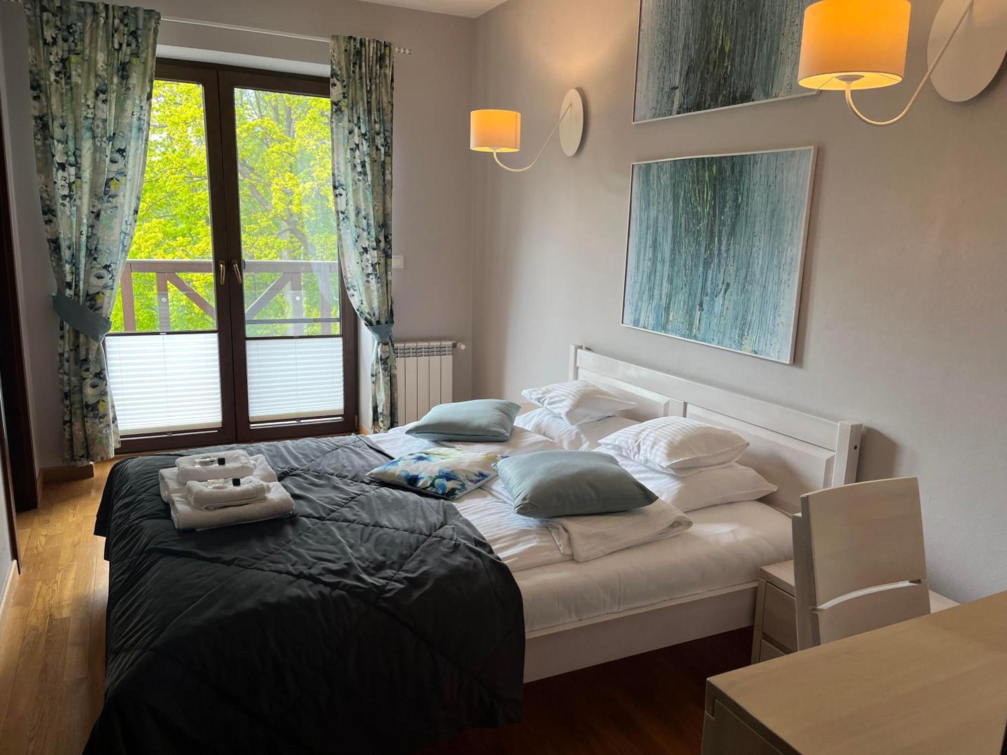 Apartamety I Pokoje Goscinne Na Jaskolczej Свєрадув-Здруй Екстер'єр фото